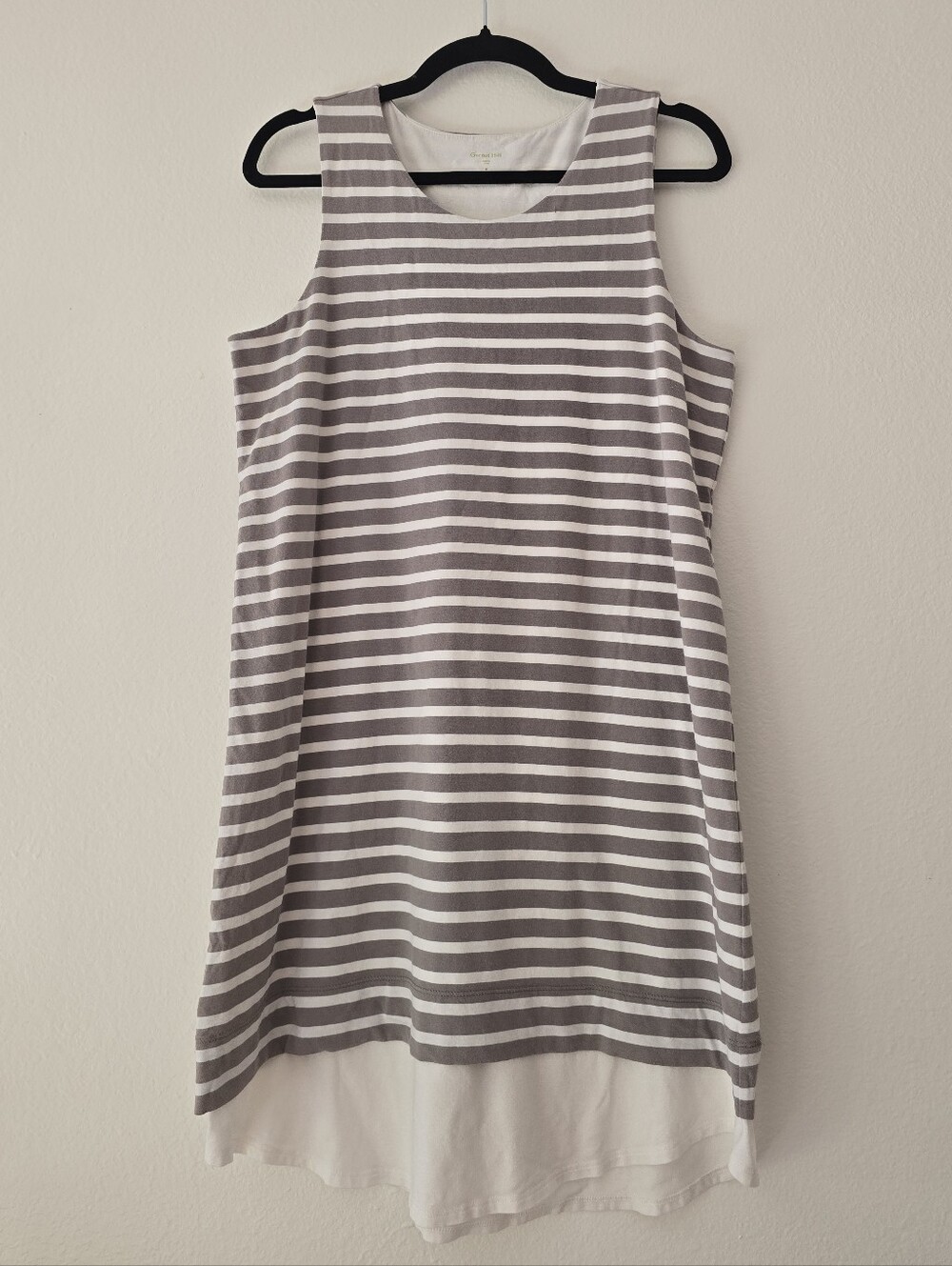 Garnet Hill Striped Sleeveless Layered Hem Dress - Gray & White